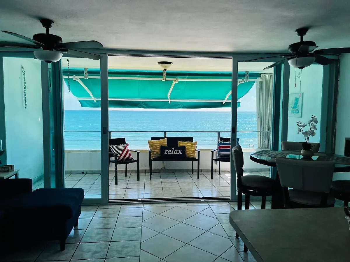 شقة Oceanfront Condo In لوكويللو
